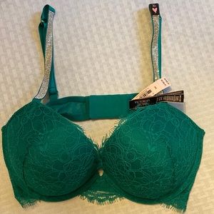 Very sexy push up  size 36C